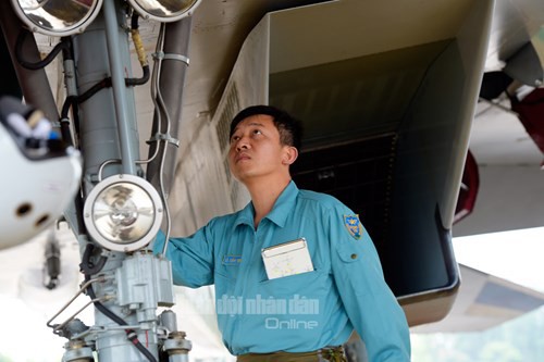 Hổ mang chúa Su-30MK2 Lam Sơn tự tin làm chủ bầu trời